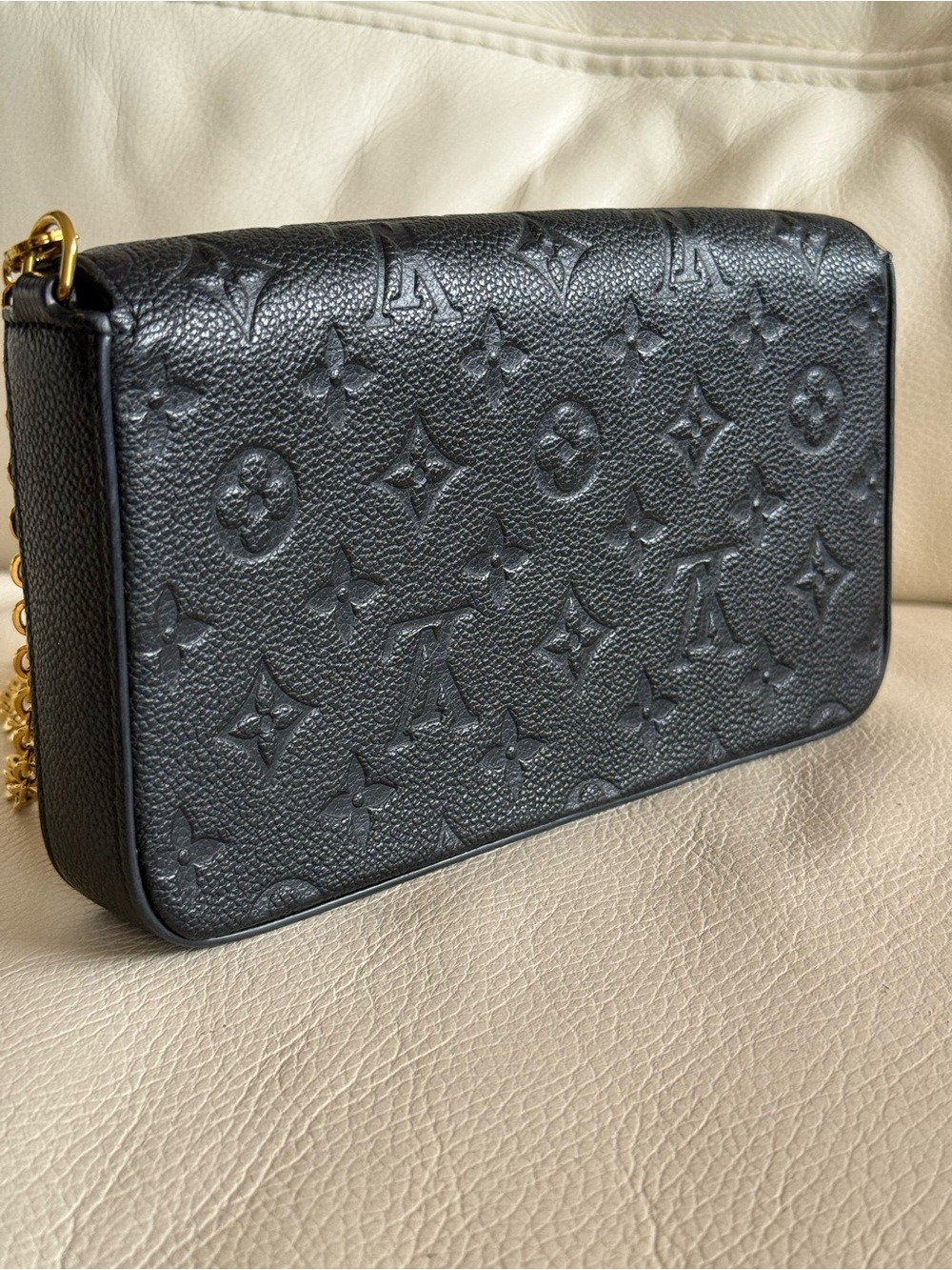 Louis Vuitton Felice Black Empreinte Monogram Leather Chain Wallet - Picture 2 of 16